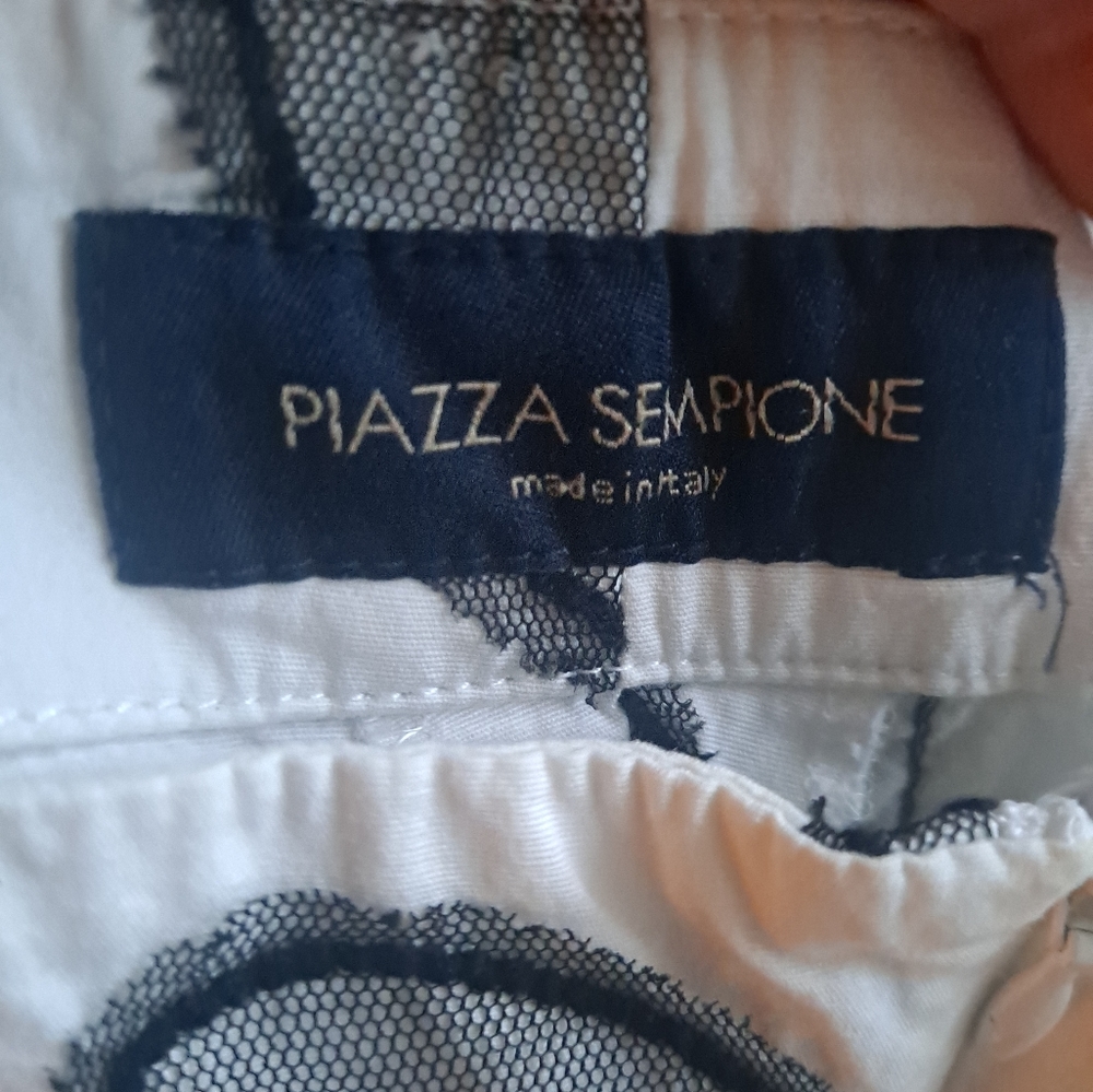 Super cute Italian capris